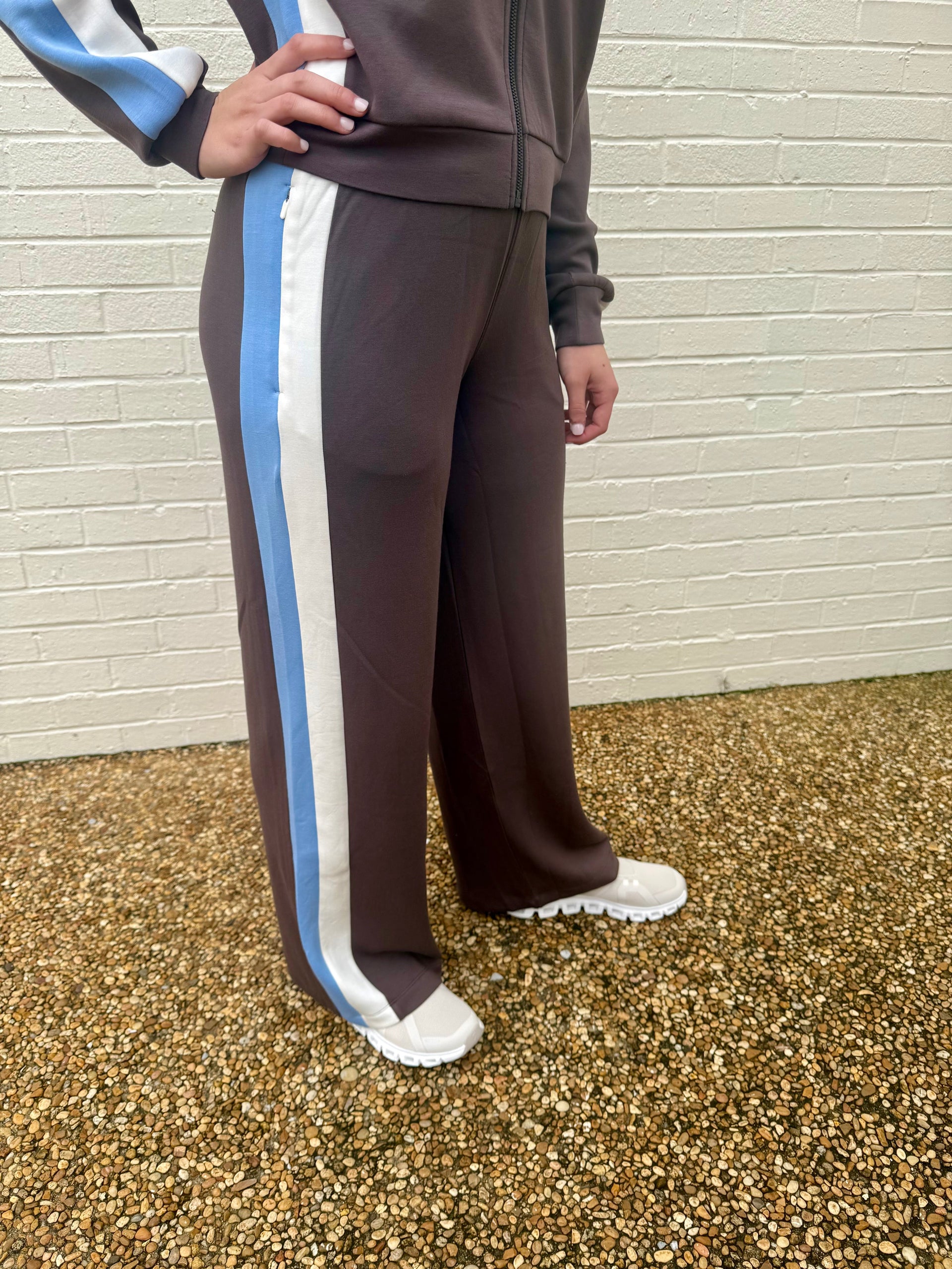 AirEssentials Colorblock Track Pant Spanx