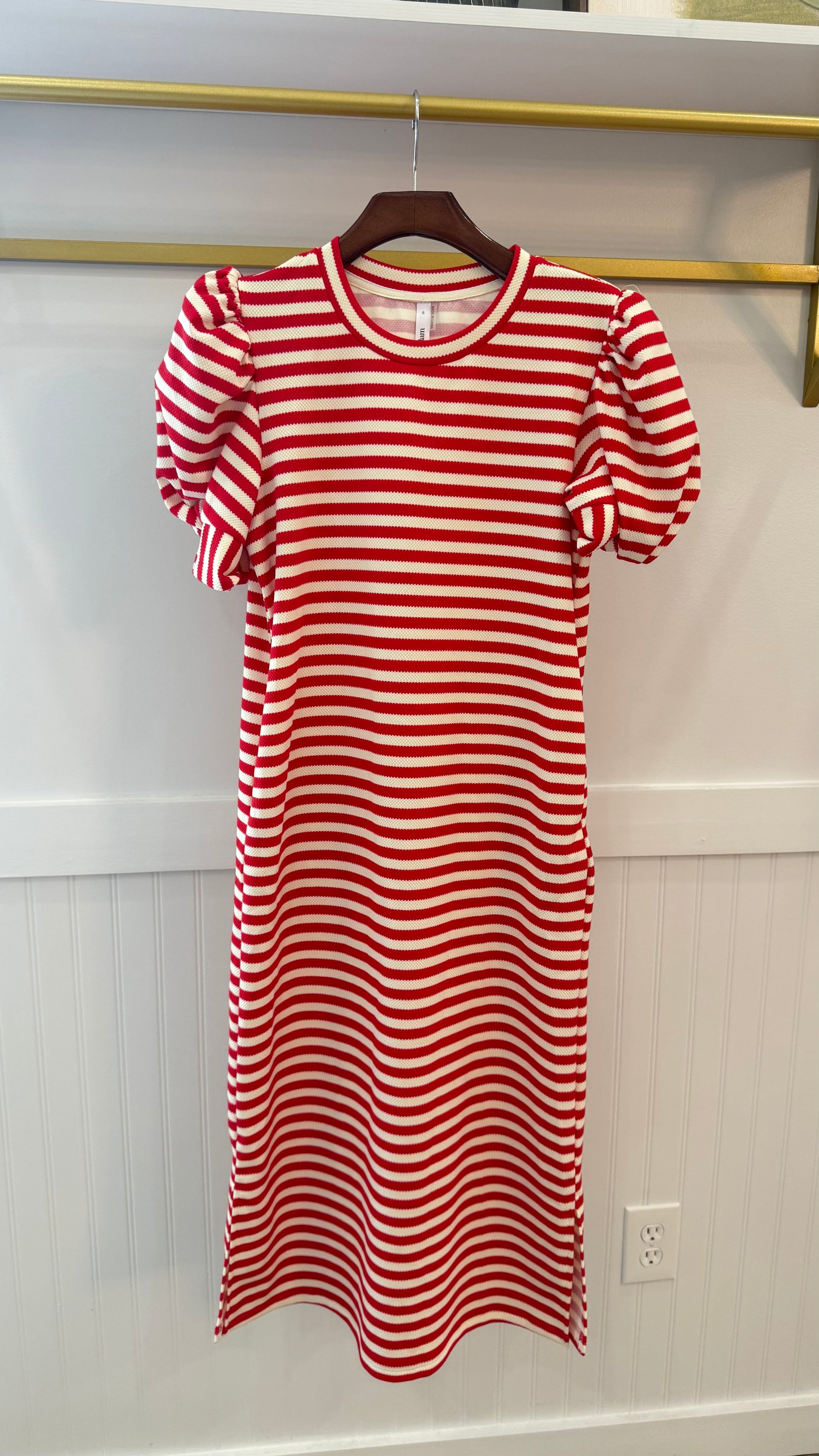 Round Neck Puff Short Sleeve Midi Dress Glam