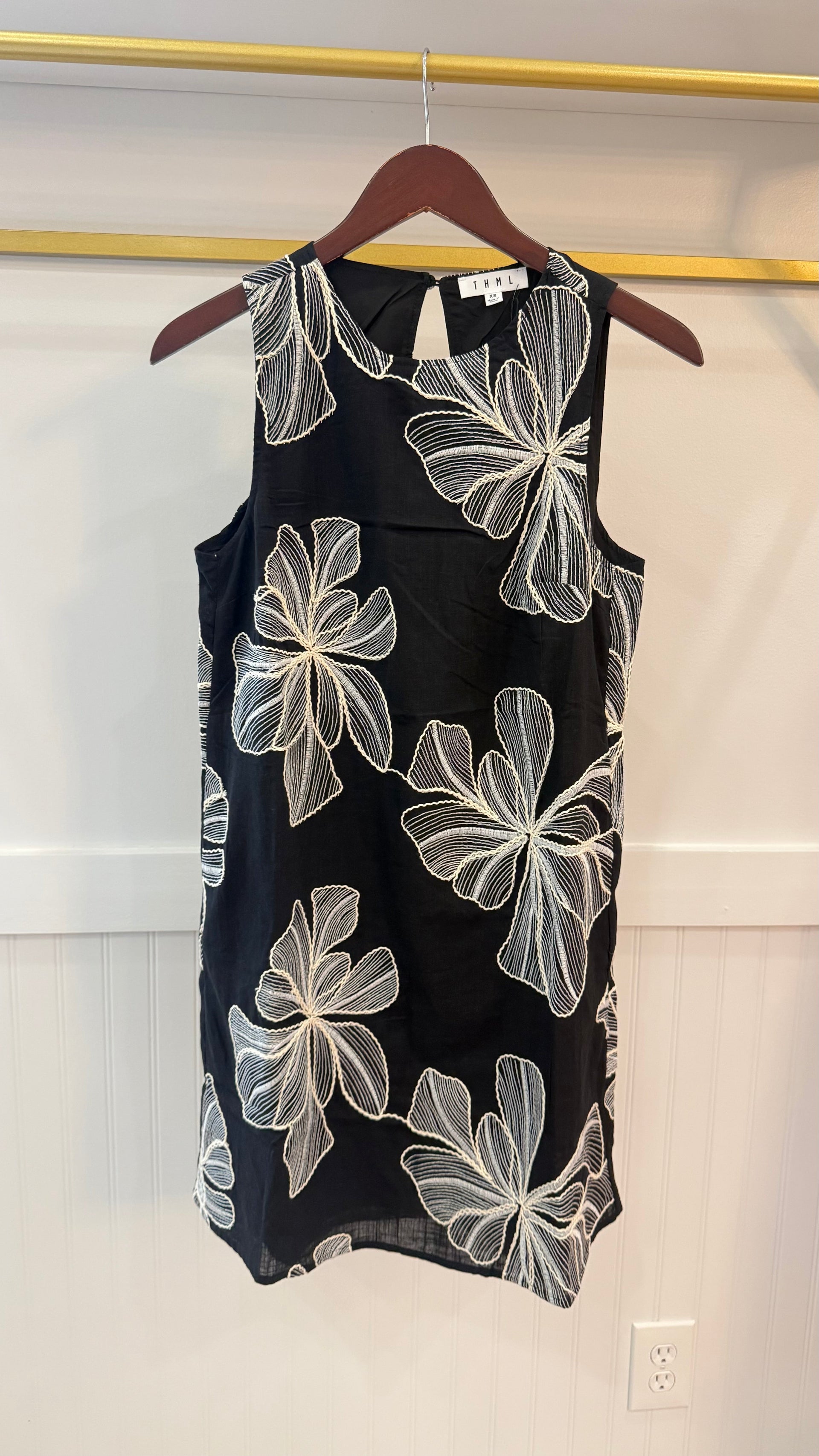Marnie Sleeveless Floral Embroidery Detail Dress THML
