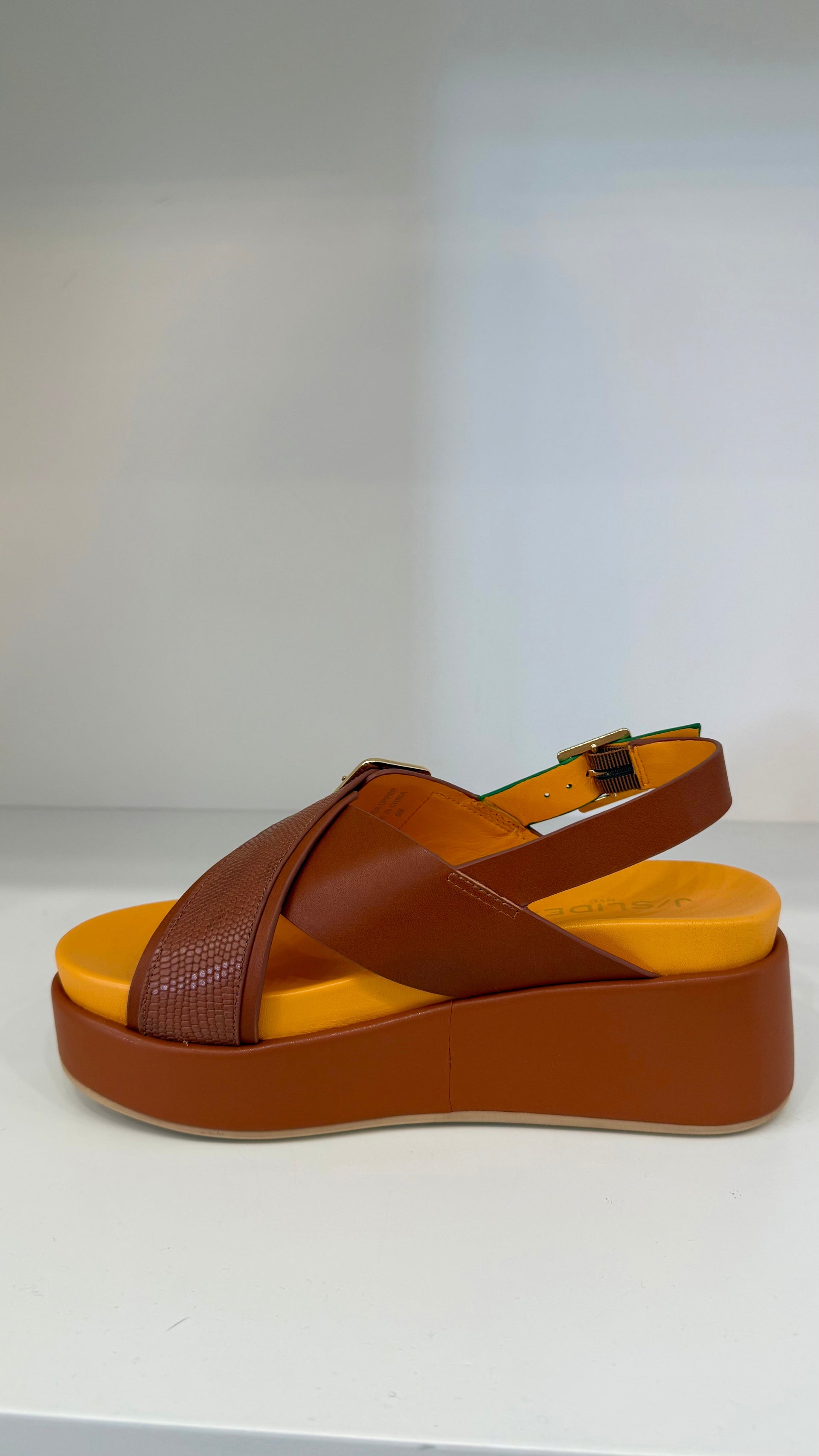 Bin Platform Sandals J/Slides