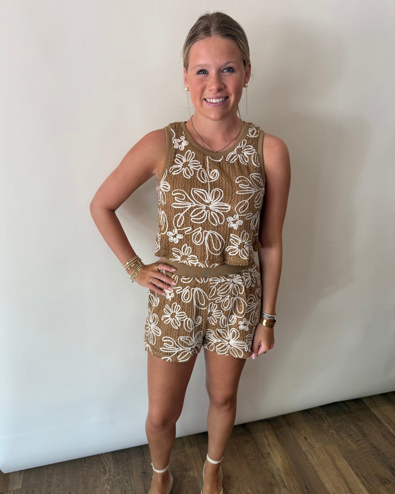 EMBROIDERED TEXTURE KNIT SHORTS Ciebon