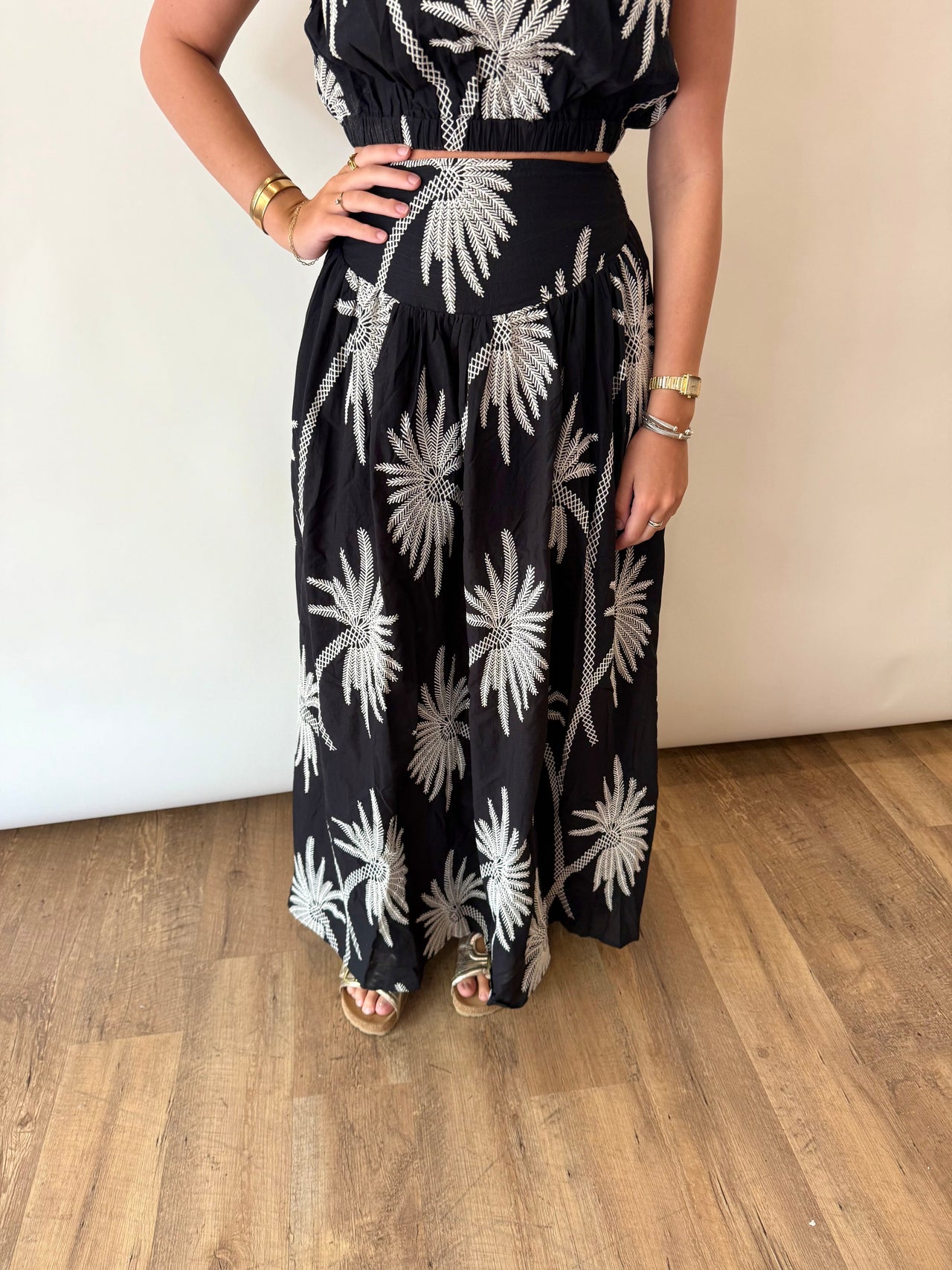 MAEVE EMBROIDERED MAXI SKIRT Ciebon