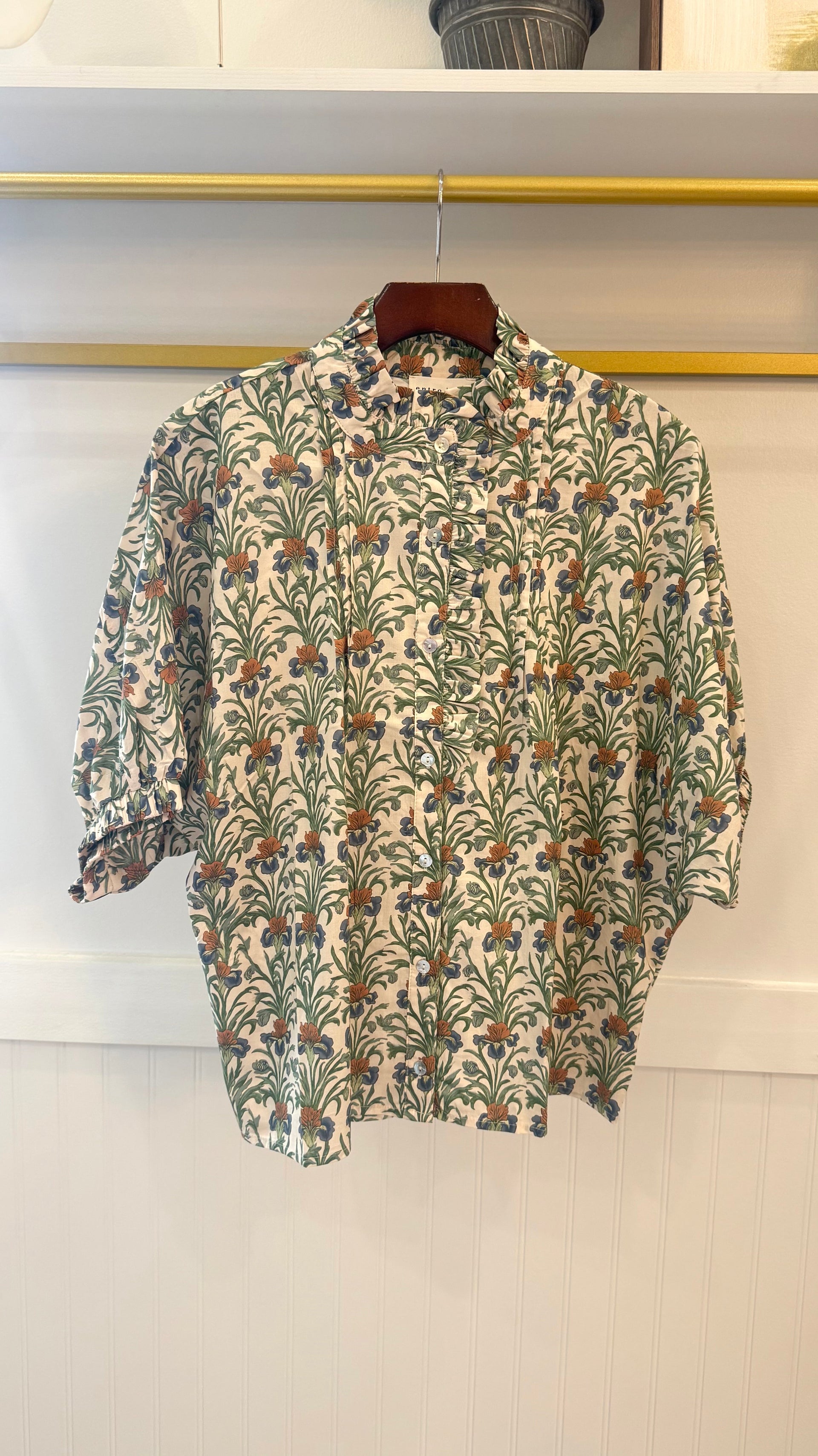Mia Short Sleeve Floral Print Top Entro