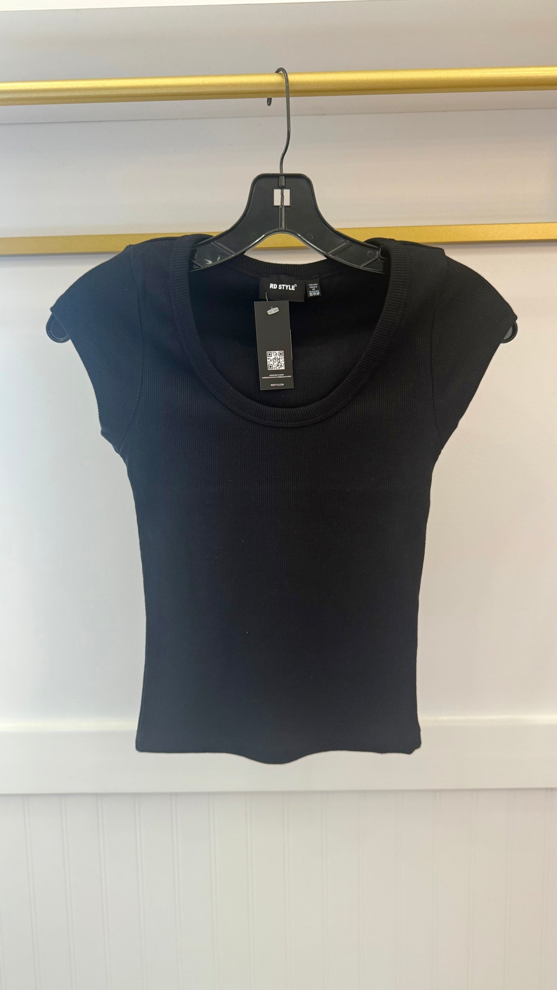 Kendra Short Sleeve Scoop Neck Cap Sleeve Top RD Style