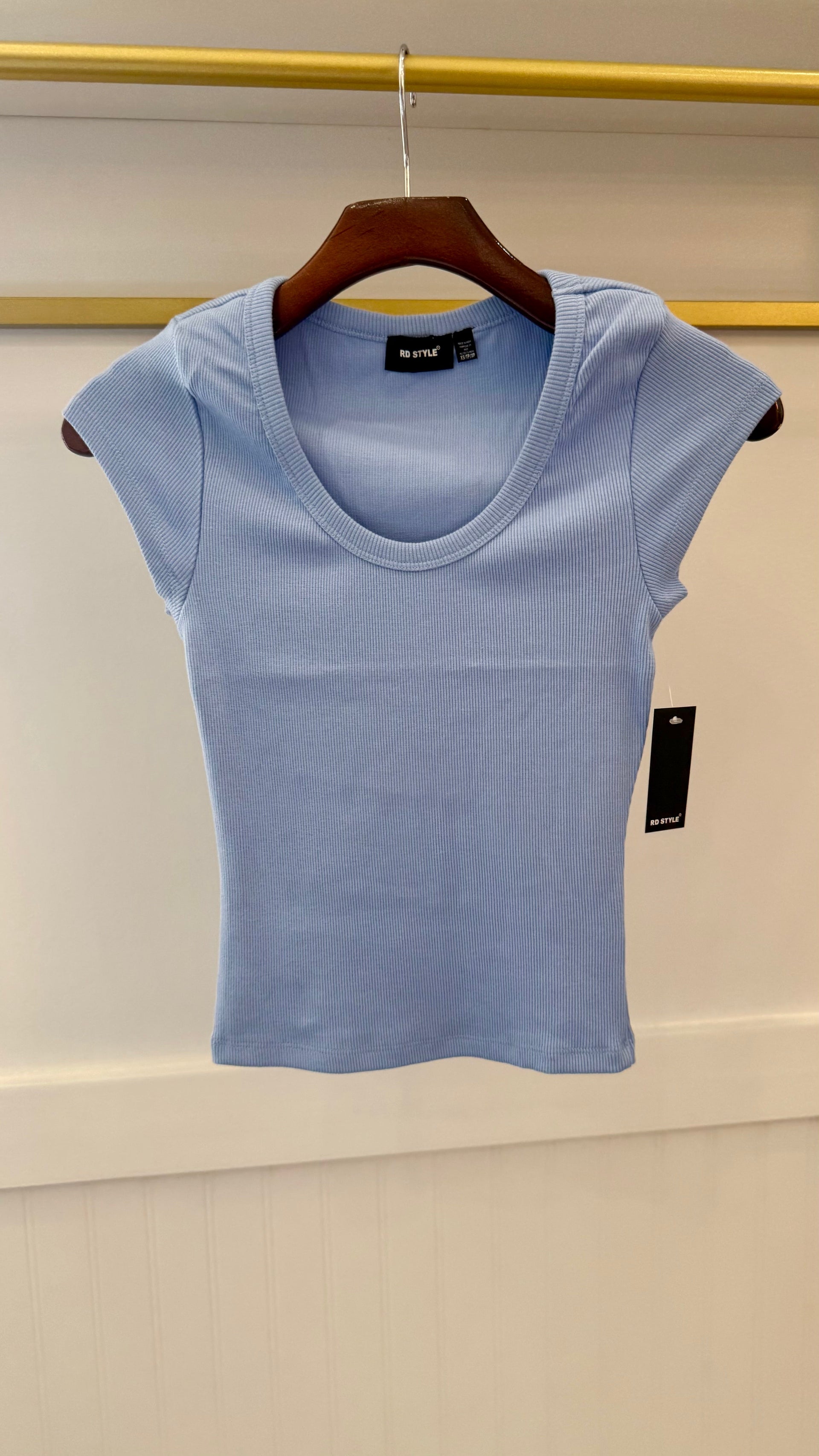 Kendra Short Sleeve Scoop Neck Cap Sleeve Top RD Style