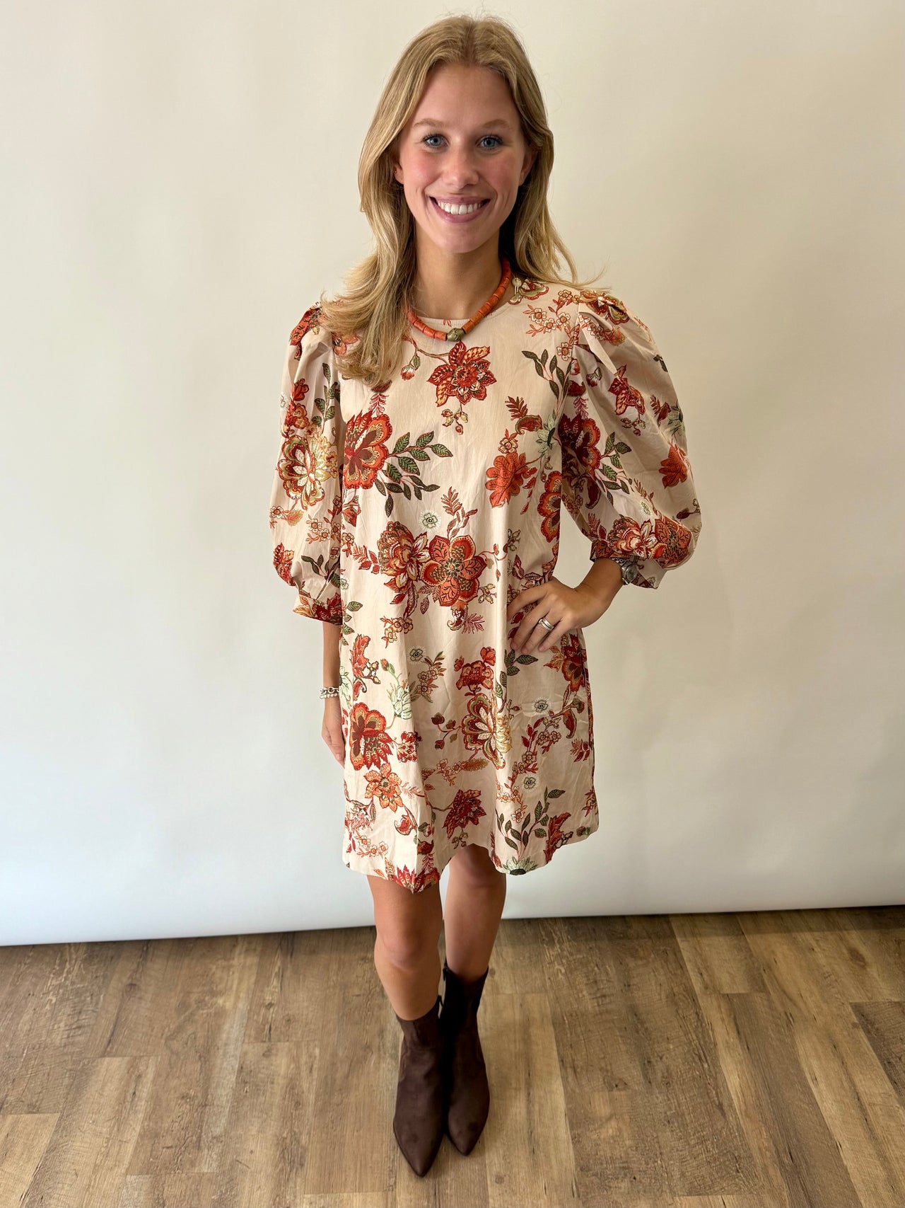 Ecru Floral Mini Dress Entro