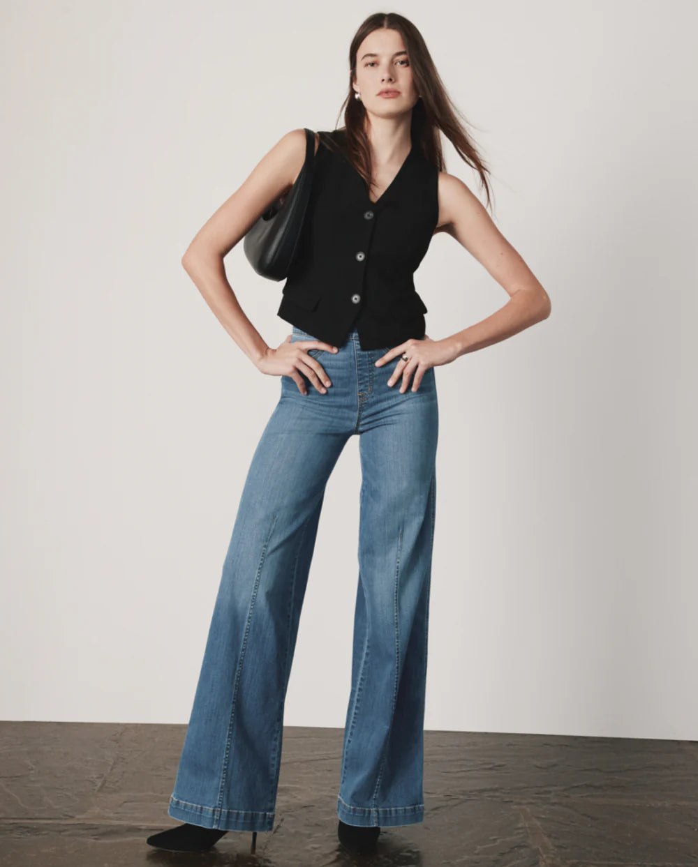 Seamed Front Wide Leg Jeans