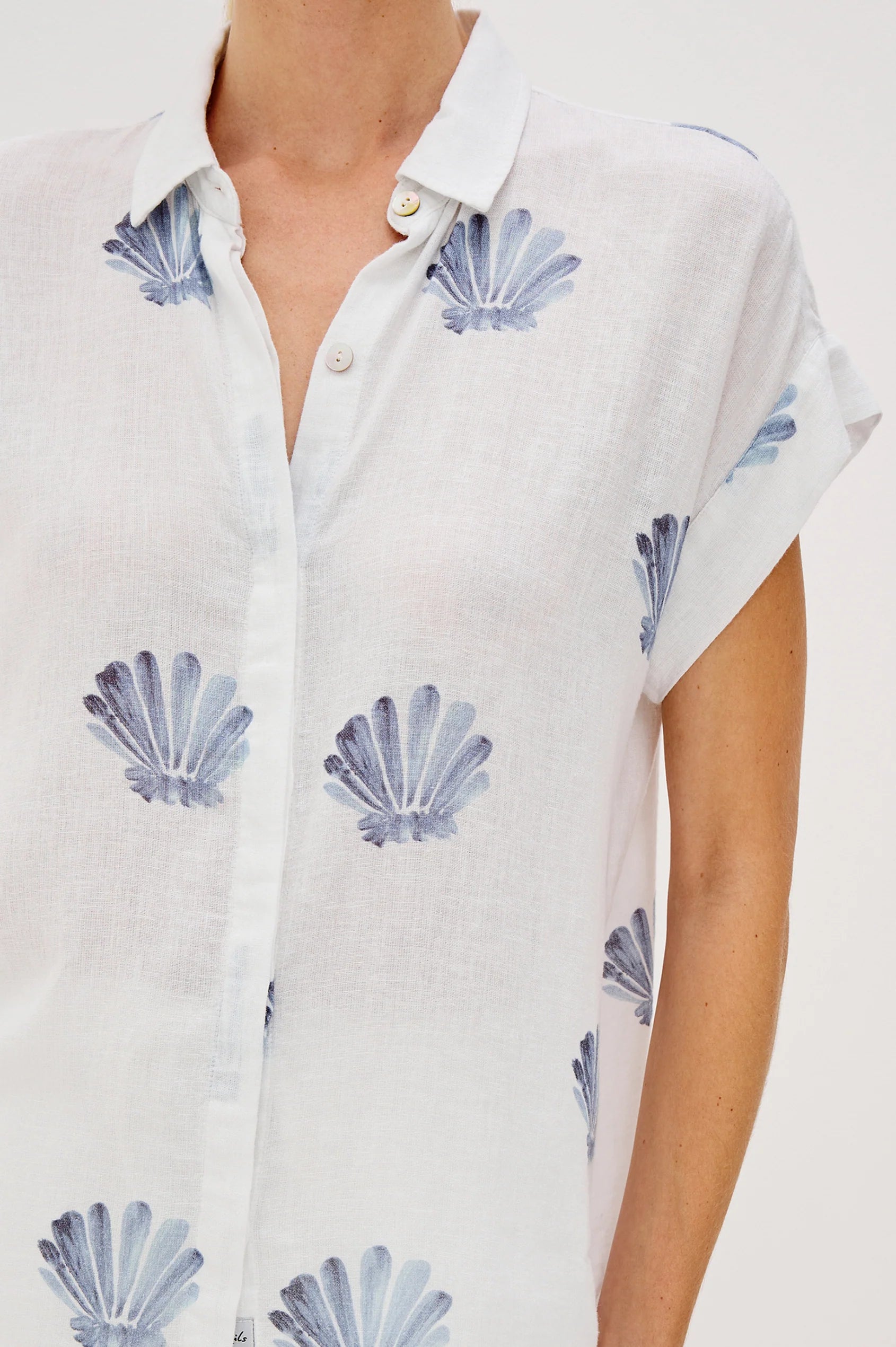 Jamie Shirt Rails