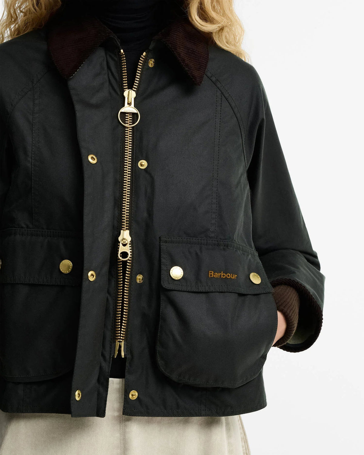 Women's Cropped Beadnell Waxed Jacket | Barbour Barbour