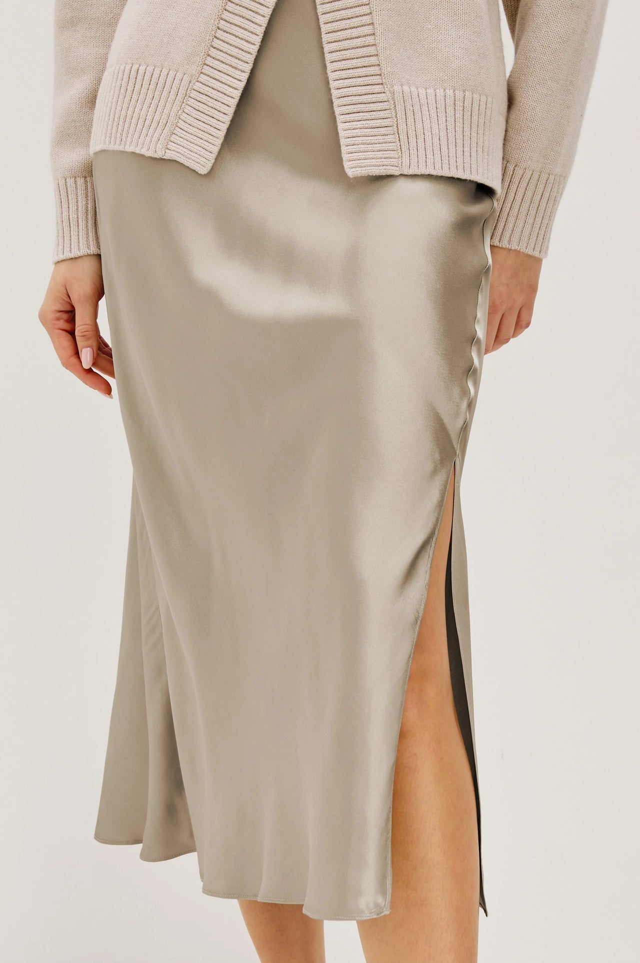 Maya Skirt Rails