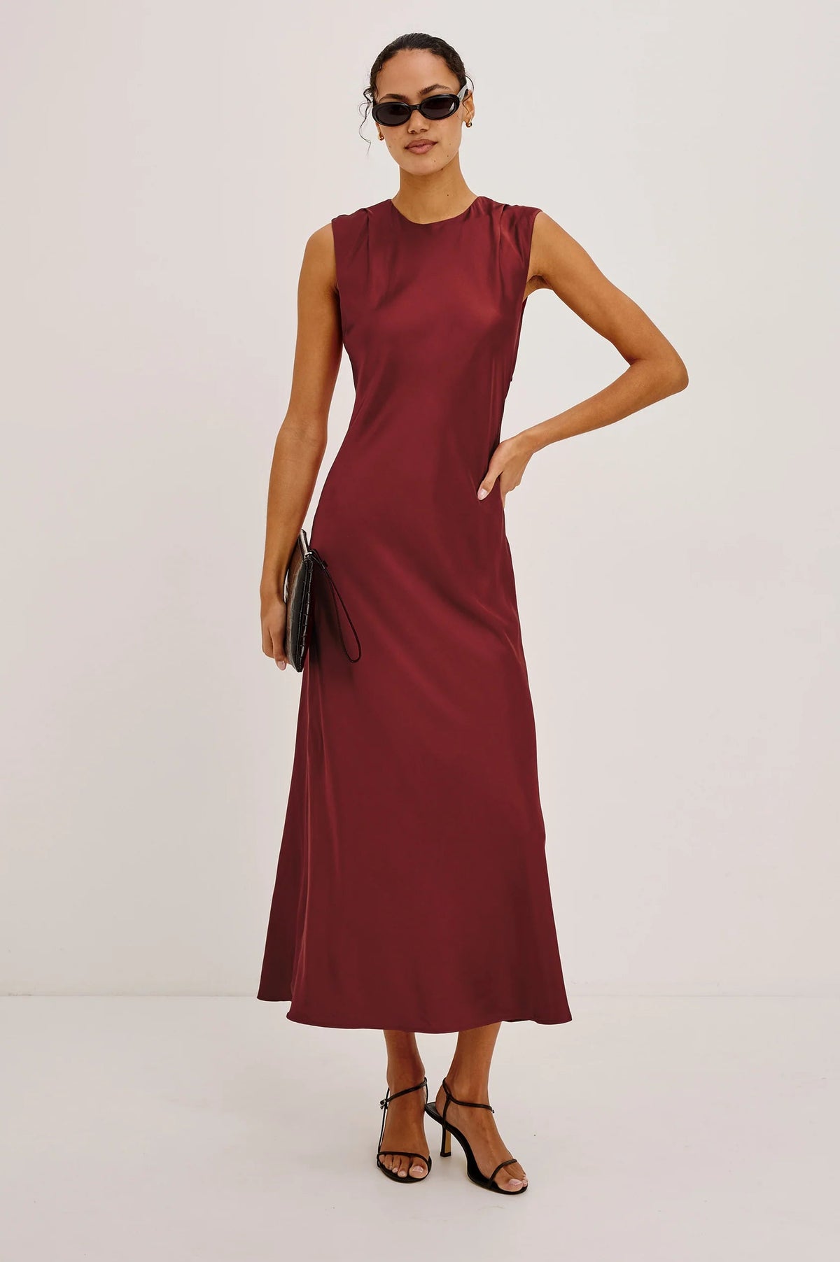 Mira Dress Rails
