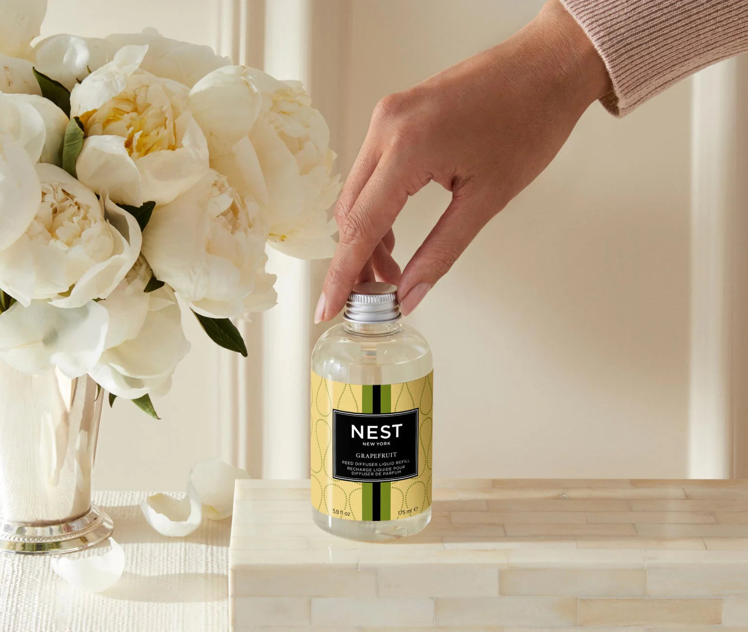 Nest Grapefruit Reed Diffuser Refill Nest