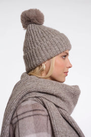 Nancy Pom Pom Beanie Rino & Pelle