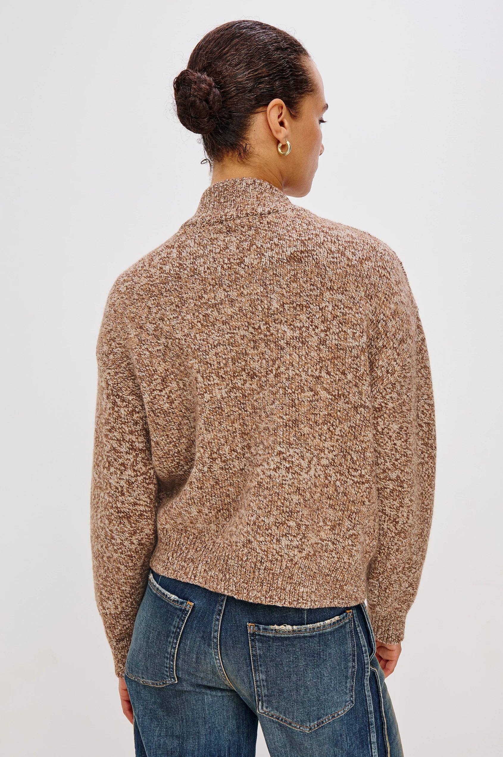 Olvera Sweater Rails