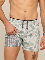 The Duck & Covers 5.5" Ultimate Training Short Hidden Liner | Chubbies Chubbies