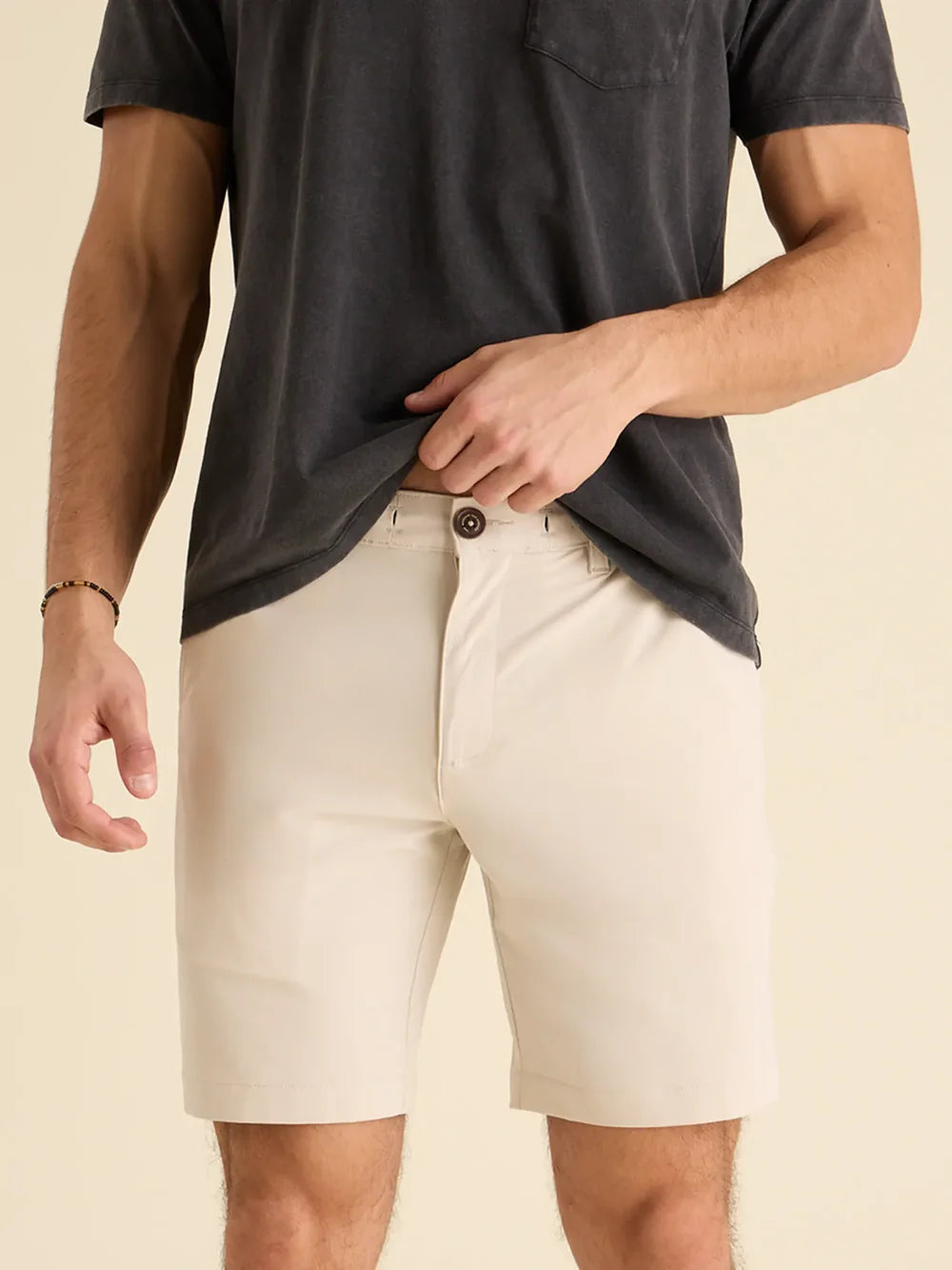 The Khakinators 8" Everywear Performance Short | Chubbies Chubbies