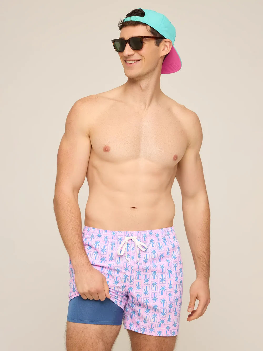 The Miami Mosaic 5.5" Lined Classic Swim Trunk | Chubbies Chubbies