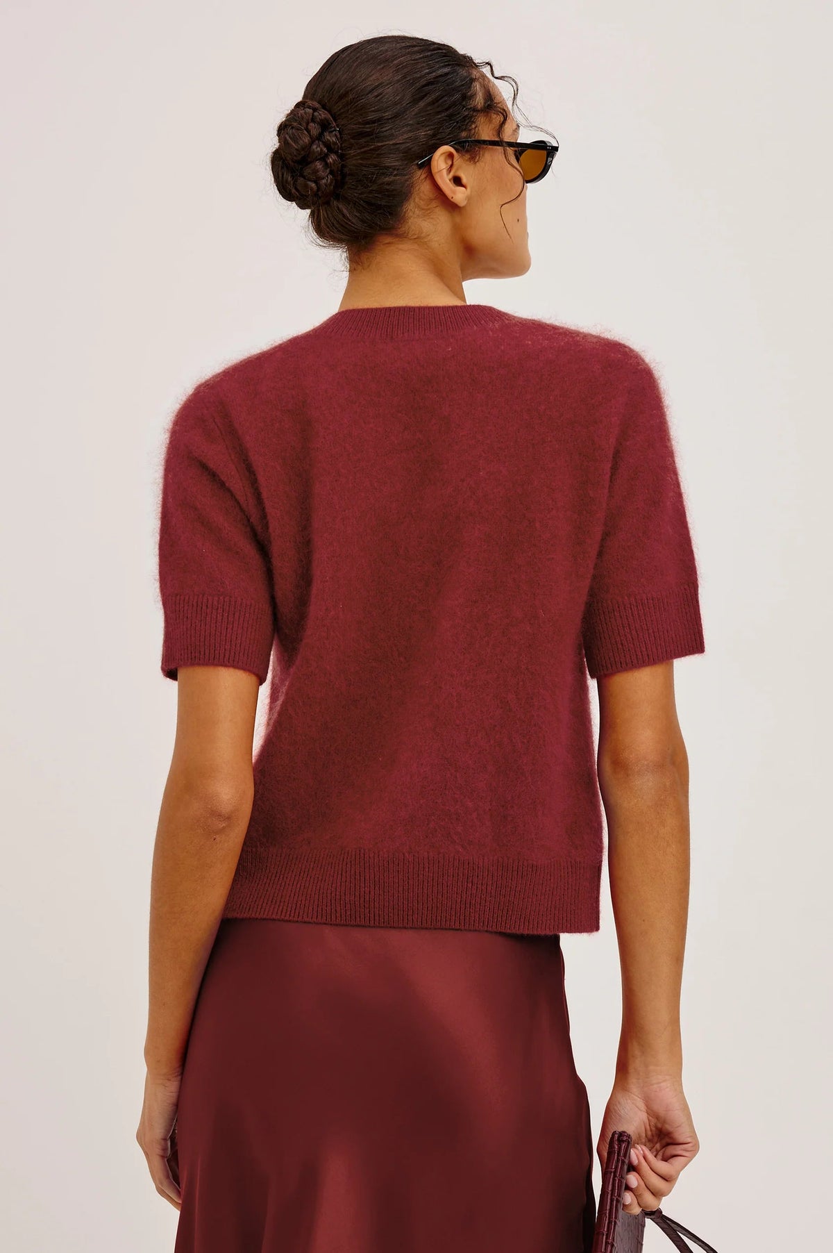 Roman Sweater Rails