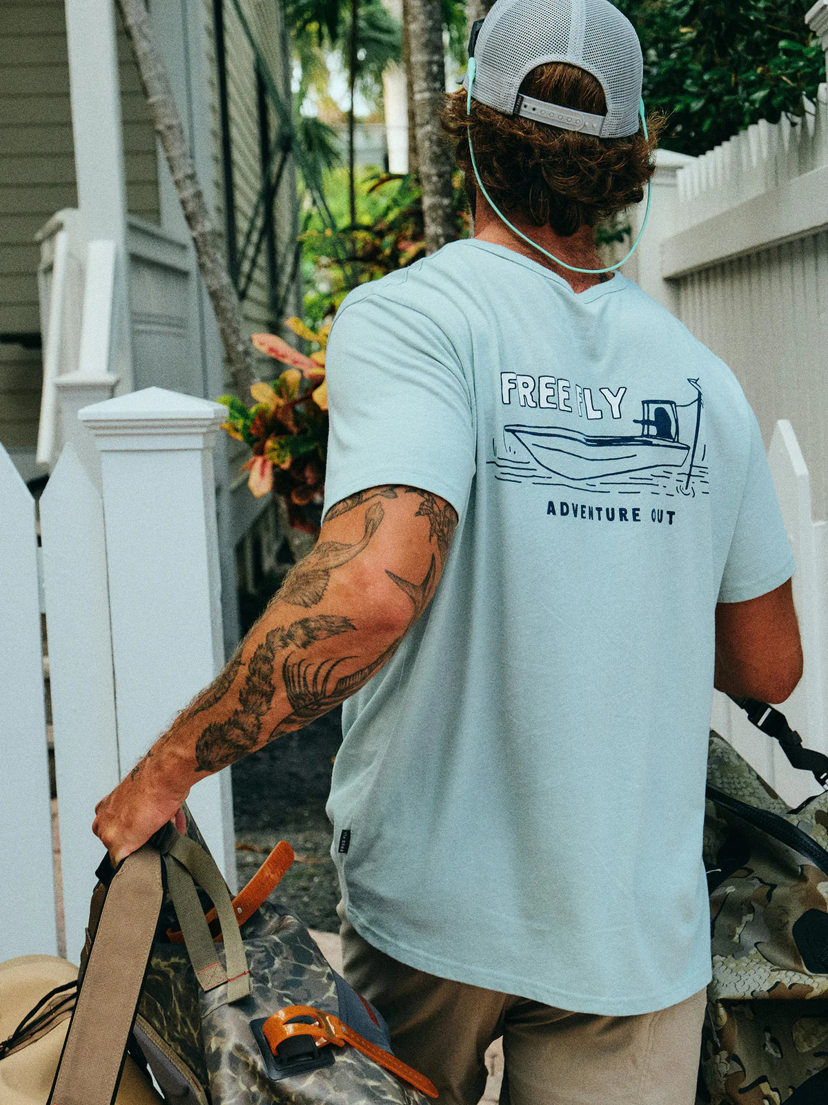 Lazy Tides Pocket Tee | Free Fly