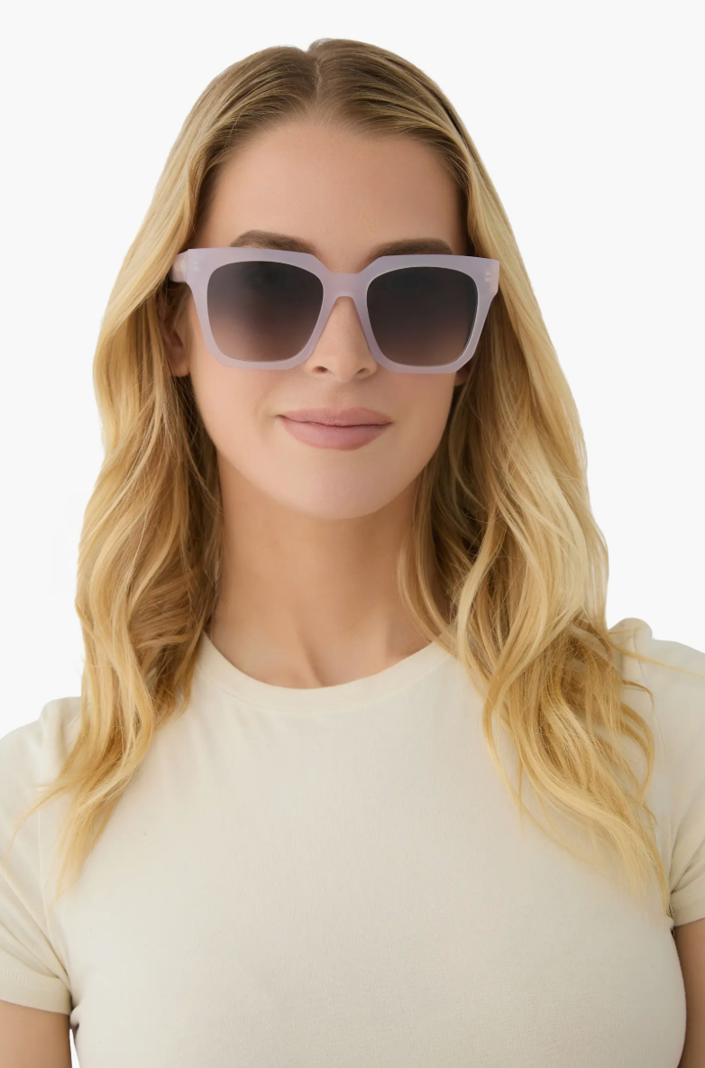 Ariana Square Sunglasses in Thistle Grey Gradient | Diff Eyewear Diff Eyewear