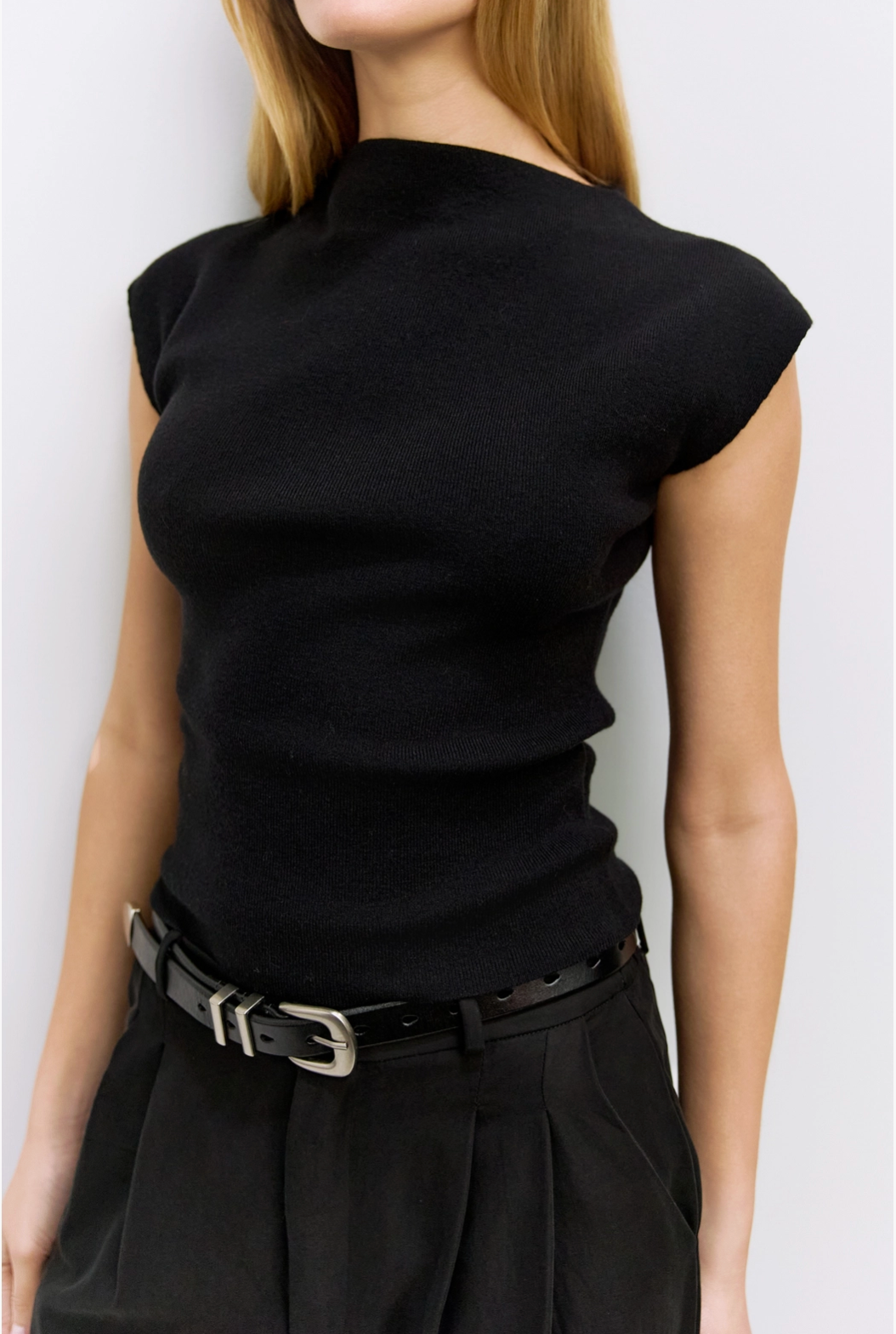 The Lori Top Mod Ref