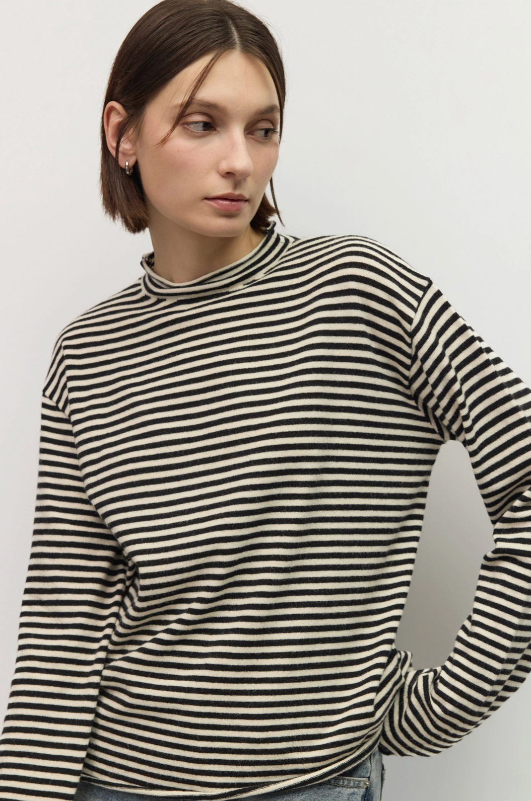 Cierra Sweater Mod Ref