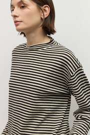 Cierra Sweater Mod Ref