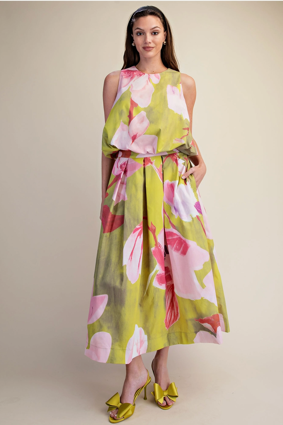 Floral Bubble Top Sleeveless Round Neck Glam
