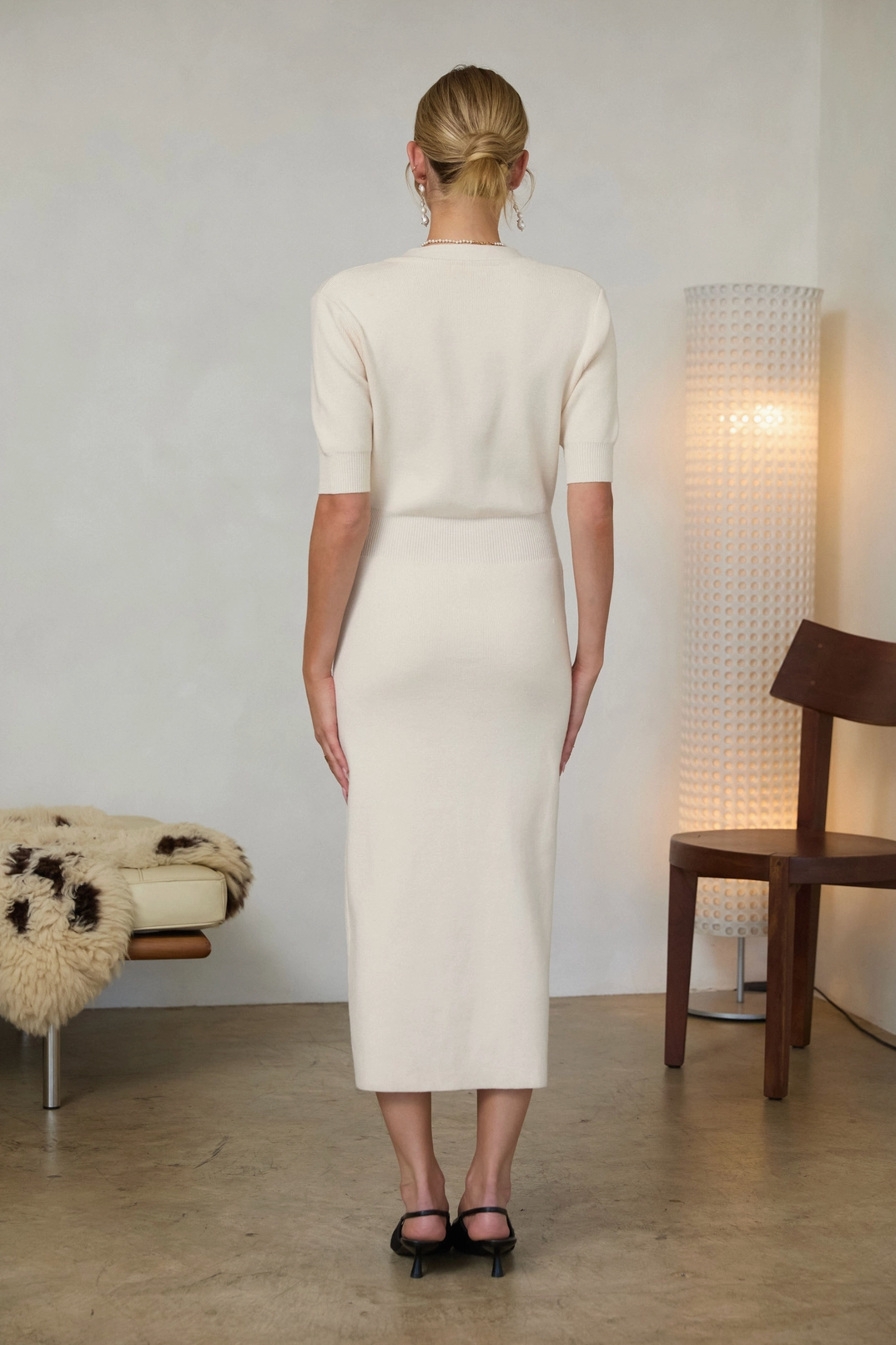 Ribbed Short Sleeve Midi Dress with Gold Buttons Skies are Blue