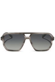 Cameron Navigator Sunglasses in Smoke Marble Grey Gradient | Diff Eyewear Diff Eyewear