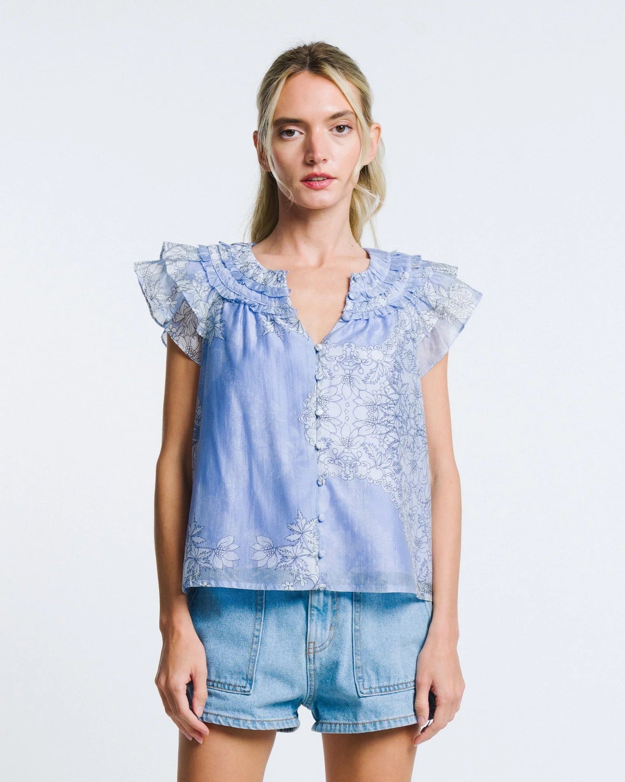 Rothy Floral Print Ruffle Sleeve Button-Up Top Ciebon