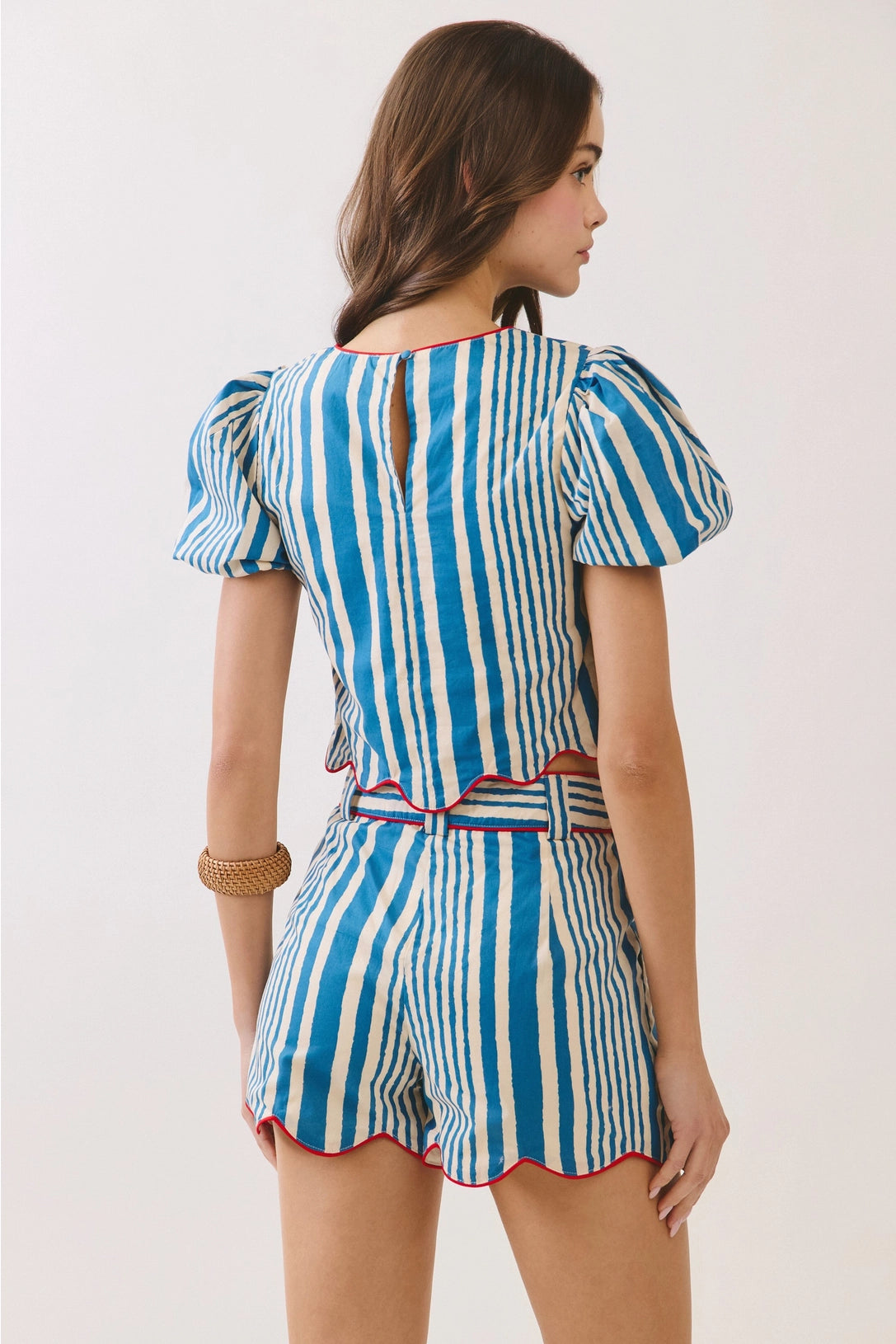 Stripe Scalloped Puff Sleeve Crop Top TCEC
