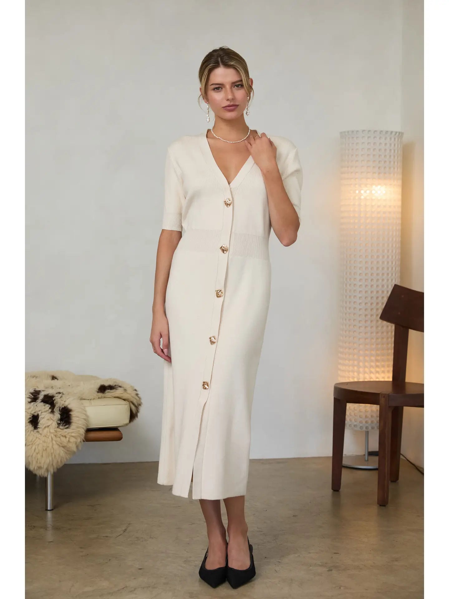 Ribbed Short Sleeve Midi Dress with Gold Buttons Skies are Blue