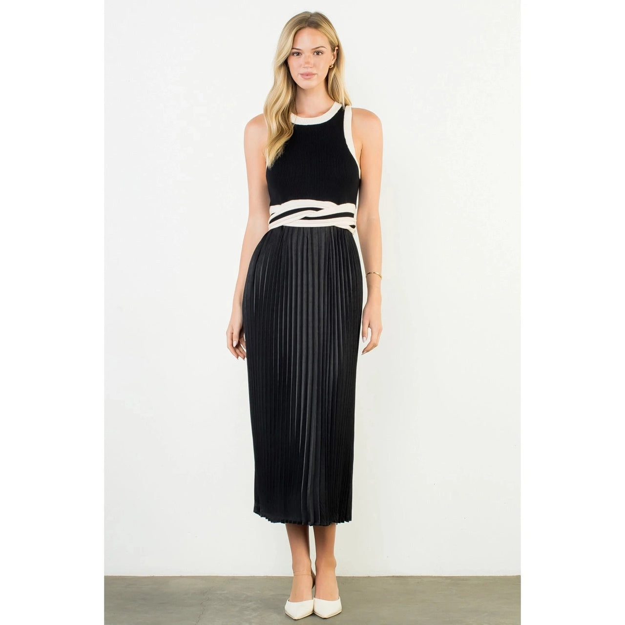 Sleeveless Mixed Media Dress THML