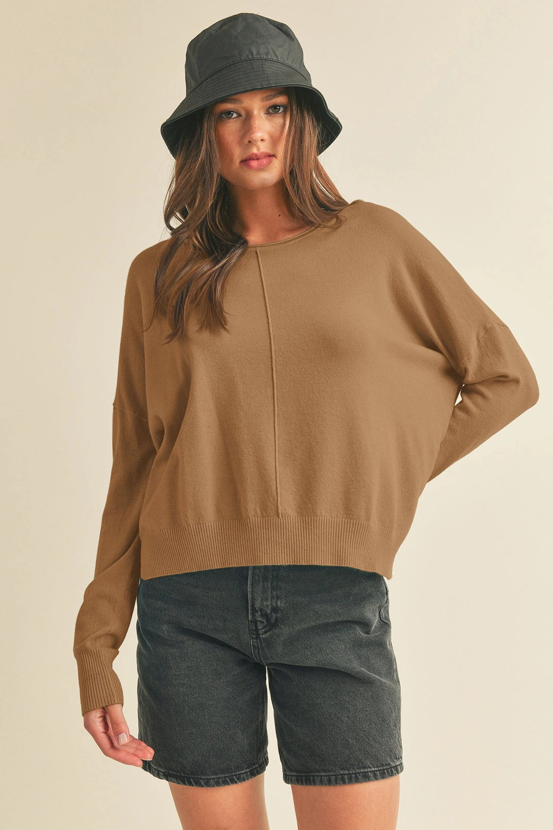 Round Neck Lightweight Sweater Merci