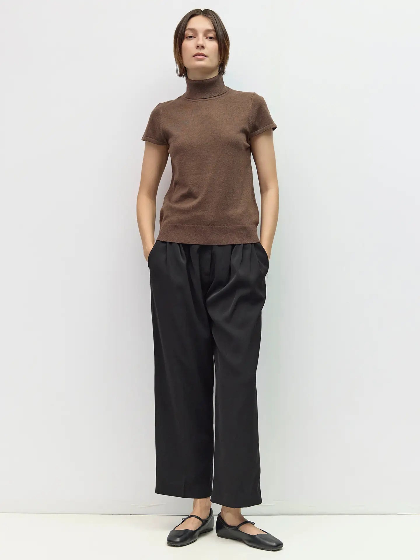 Short Sleeve Turtleneck Top Mod Ref