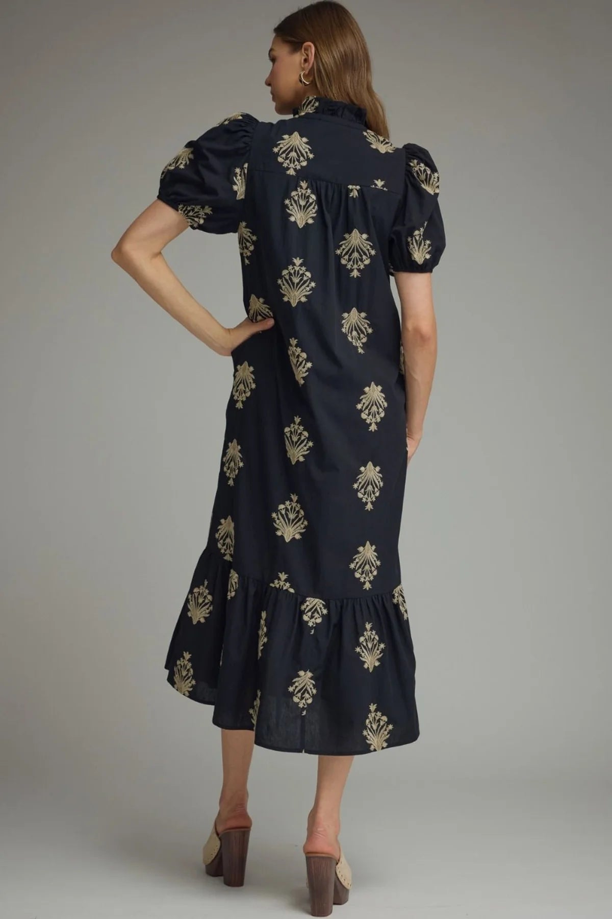 Botanical Embroidery Midi Dress Entro