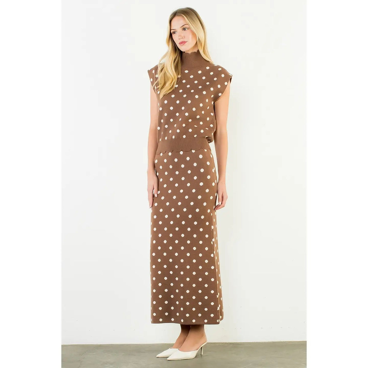 Sleeveless Polka Dot Knit Top THML