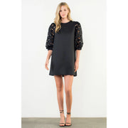 Eyelet Detail Short Sleeve Dress THML
