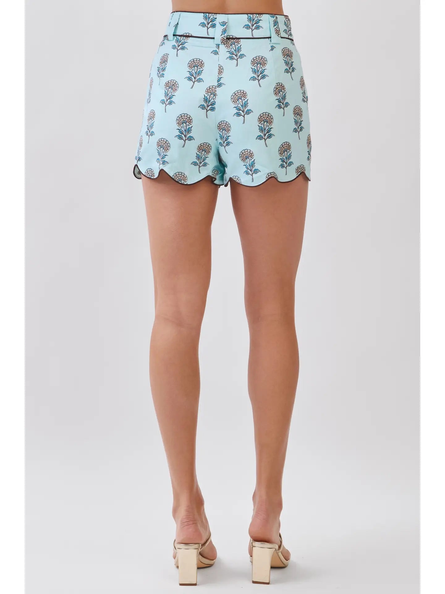 Floral Print Scallop Hem Detail Shorts TCEC