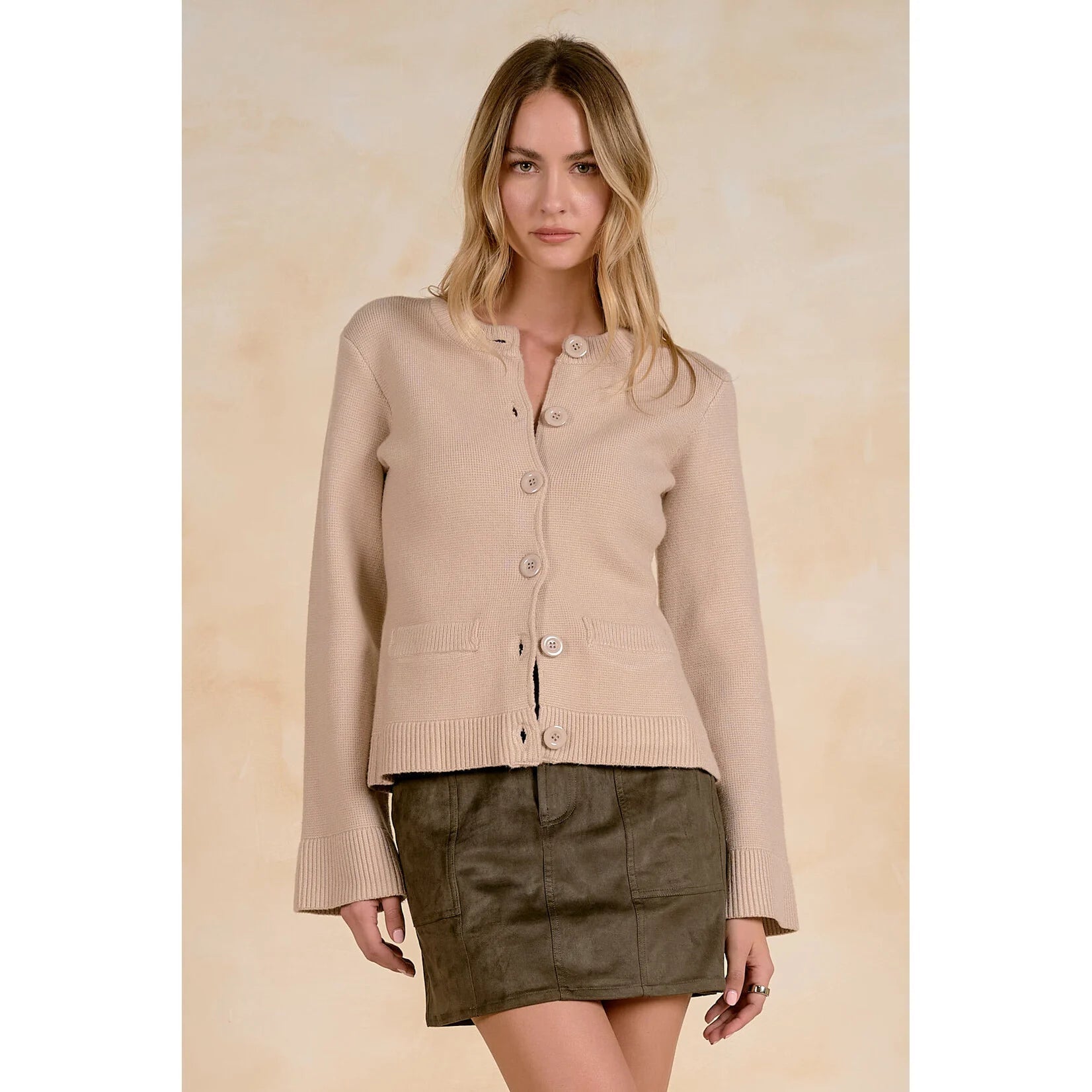 Crewneck Knit Cardigan Elan