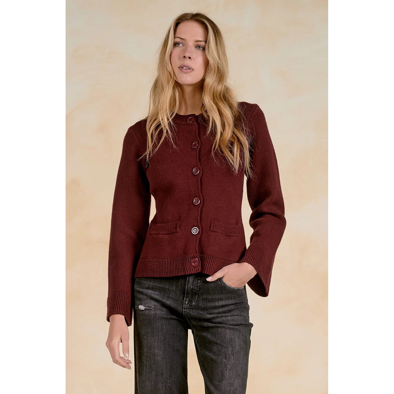 Crewneck Knit Cardigan Elan