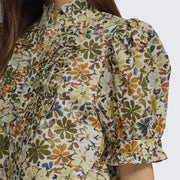 Floral Puff Sleeve Ruffled Top Entro