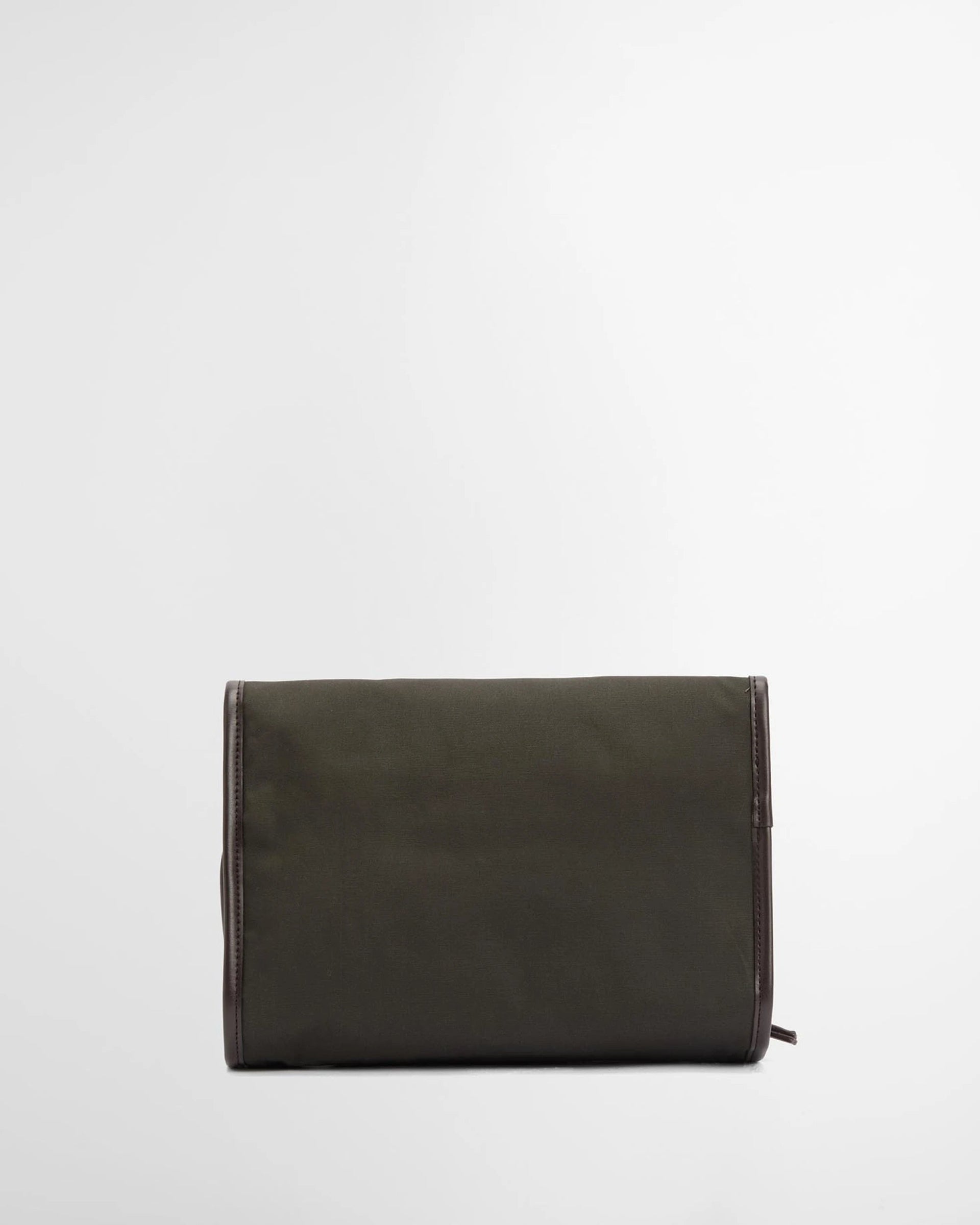 Waxed Hanging Washbag | Barbour Barbour