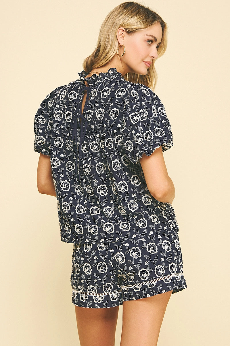 Floral Embroidered Blouse Top Pinch