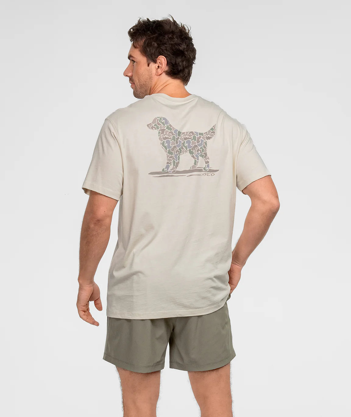 Men's Camo Retriever Short Sleeve Tee | Southern Shirt Co. Southern Shirt Co.