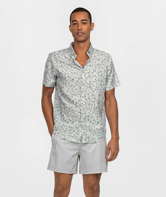 Men's Hooked On Camo Baja Short Sleeve Shirt | Southern Shirt Co. Southern Shirt Co.