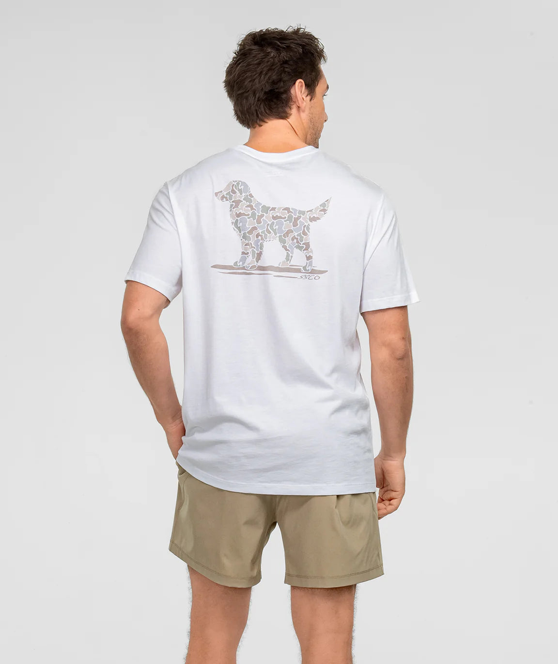 Men's Camo Retriever Short Sleeve Tee | Southern Shirt Co. Southern Shirt Co.