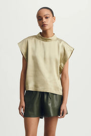 Julian Top Melissa Nepton