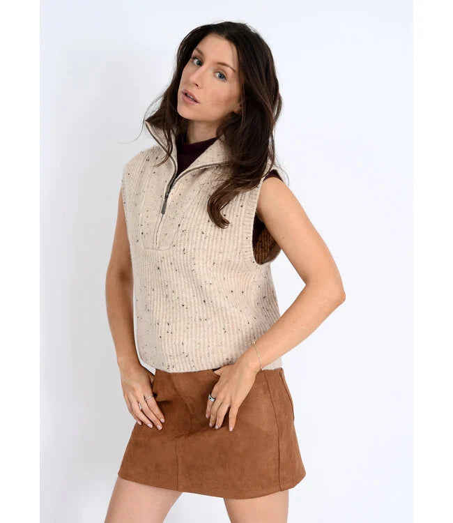 Enid Sleeveless Quarter-Zip Vest RD Style